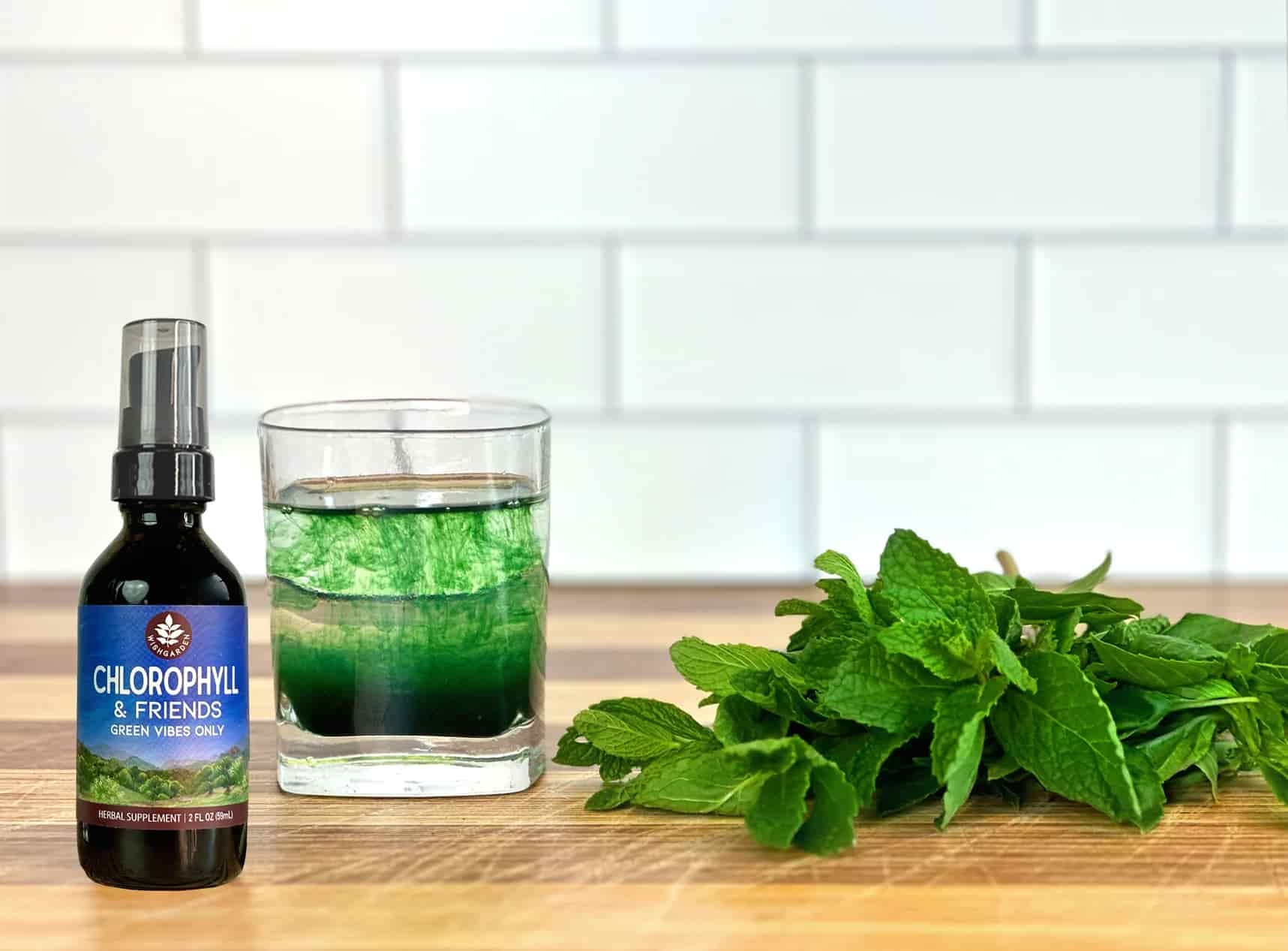 Chlorophyll Benefits: The Natural Green Wellness Wonder
